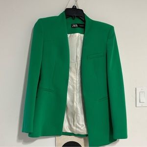 Lapeless Fitted Green Blazer
